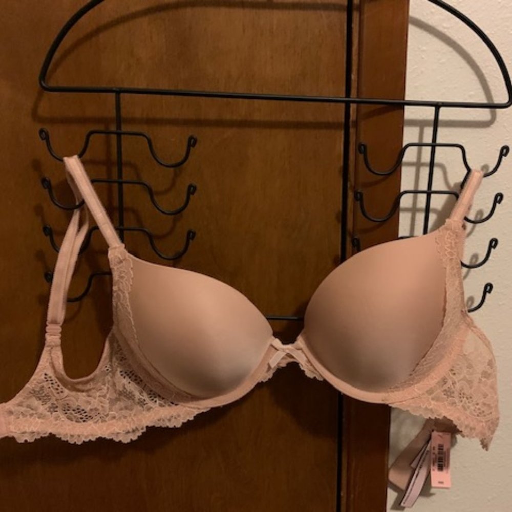 VS Tan/Cream Bra 32D